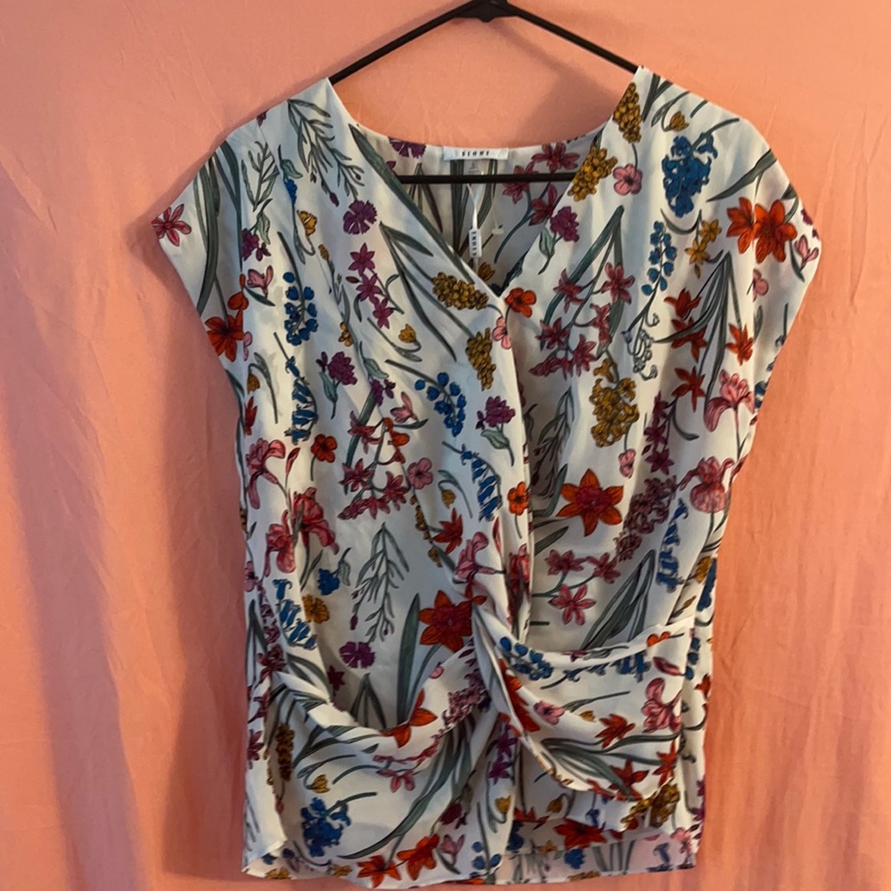 ✨NTW✨Sioni floral blouse
